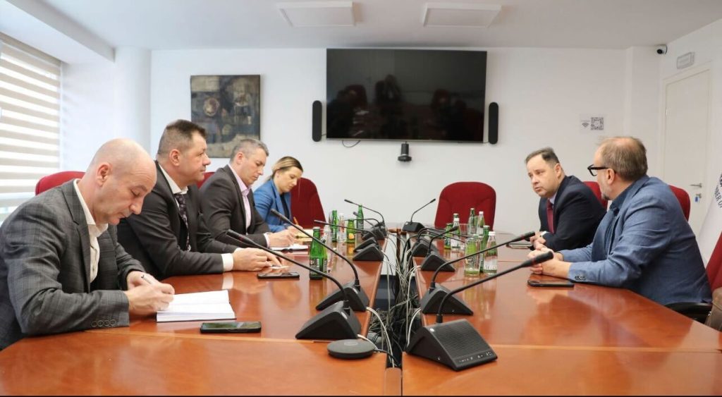 Sastanak-predstavnika -anjsko-trgovinske-komore-BiH-sa-predstavnicima-Vijeća-za-razmjenu-Savezne-Države-Maryland-i-Bosne-i-Hercegovine