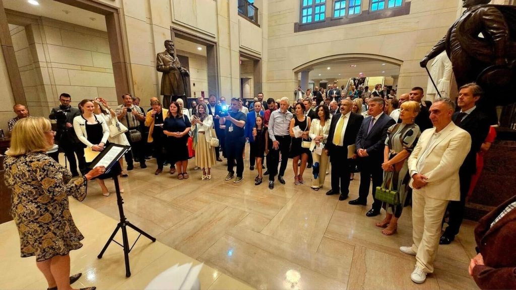 Strengthening Ties: MBHEC Attends Documentary Screening at U.S. Congress, Promotes Bosnia and Herzegovina Relations Kiss the Future